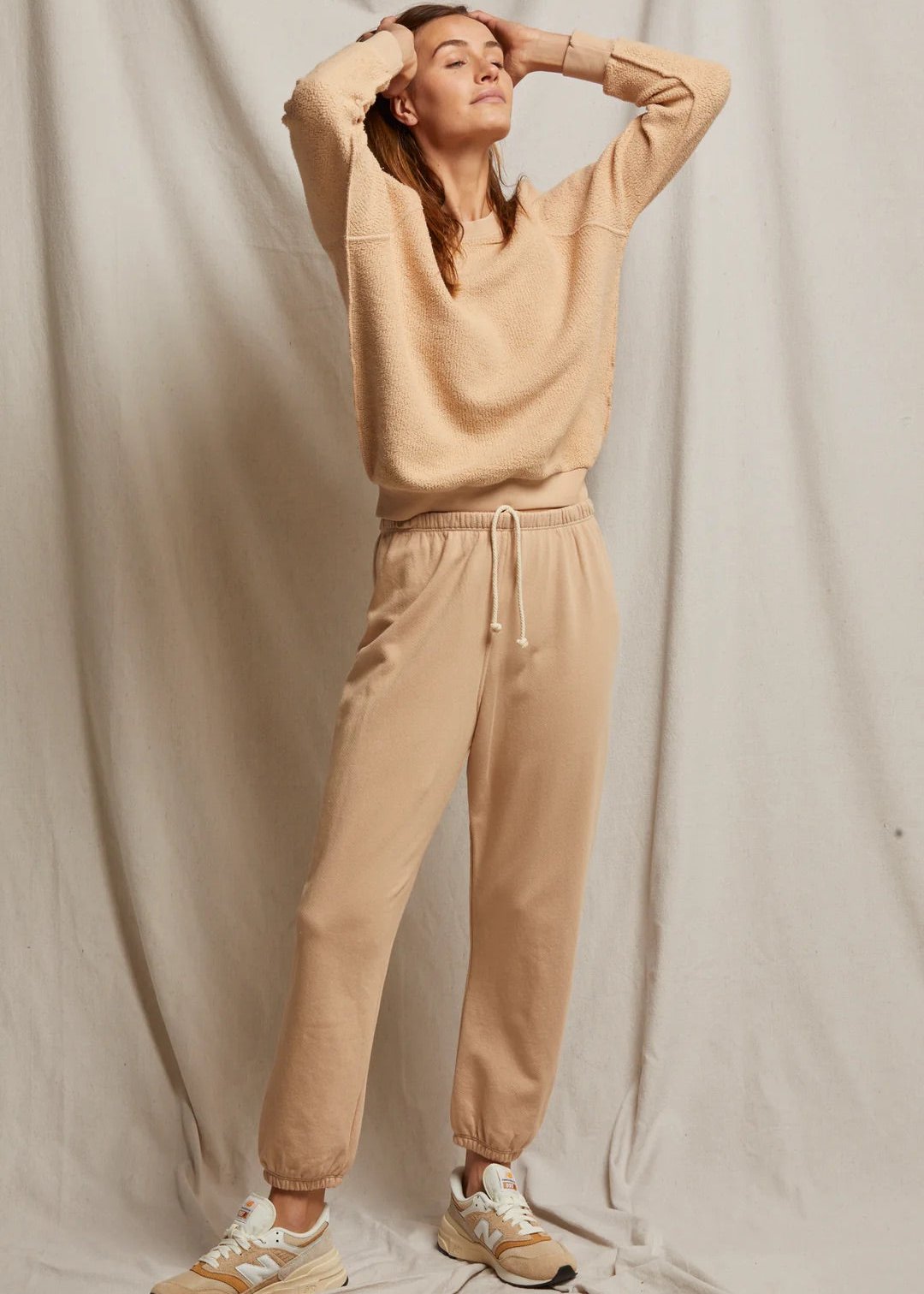 Perfect White Tee Johnny French Terry Sweatpant Sand Dune